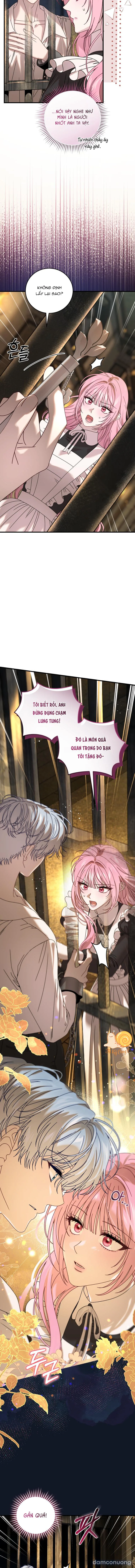 Kẻ Ám Ảnh Cuồng Tín Đang Cố Giam Cầm Tôi 