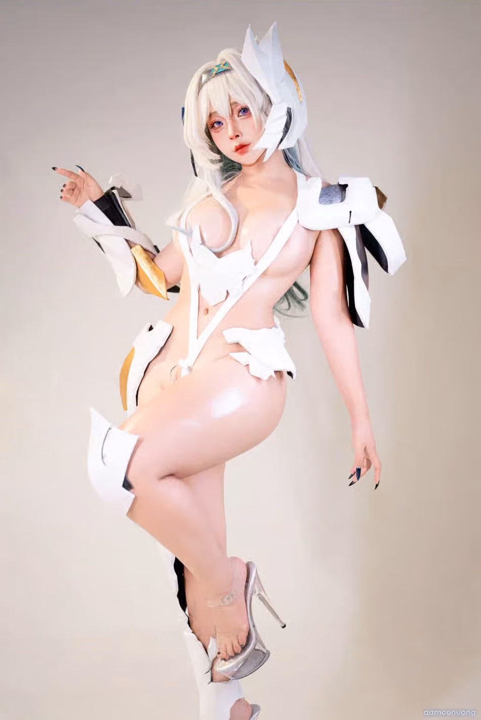 Sayo Momo cosplay 