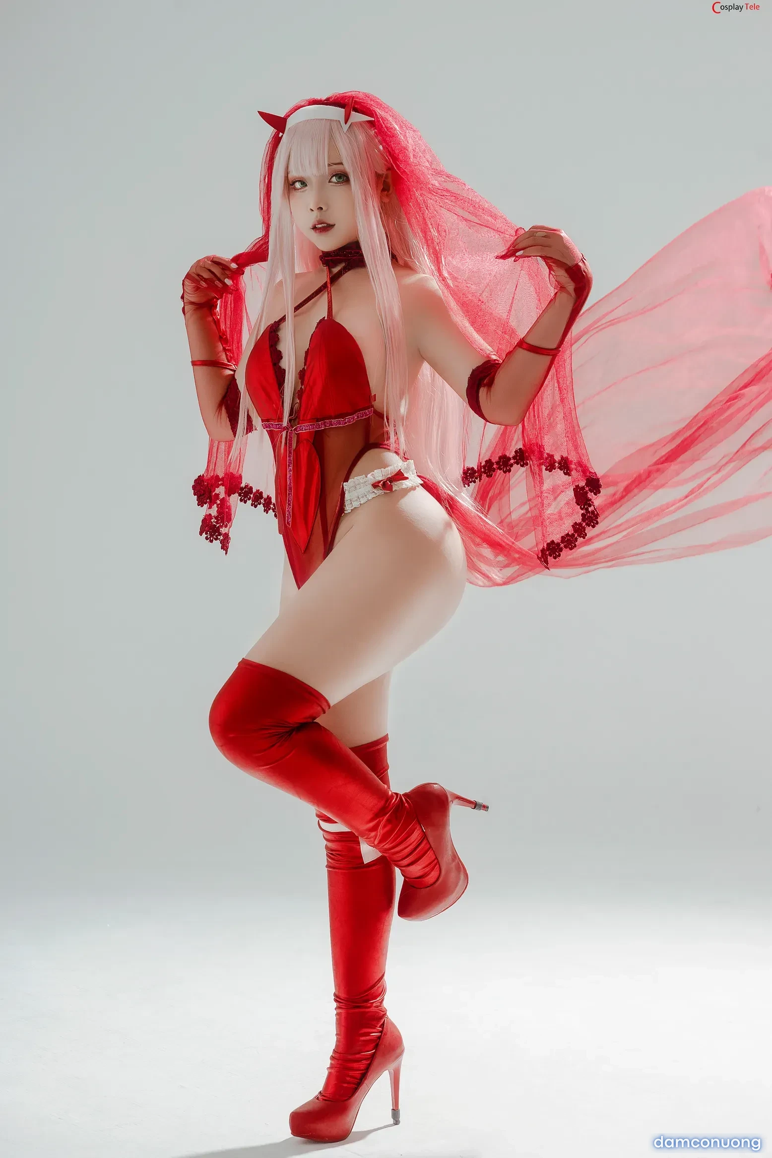 Sayo Momo cosplay 