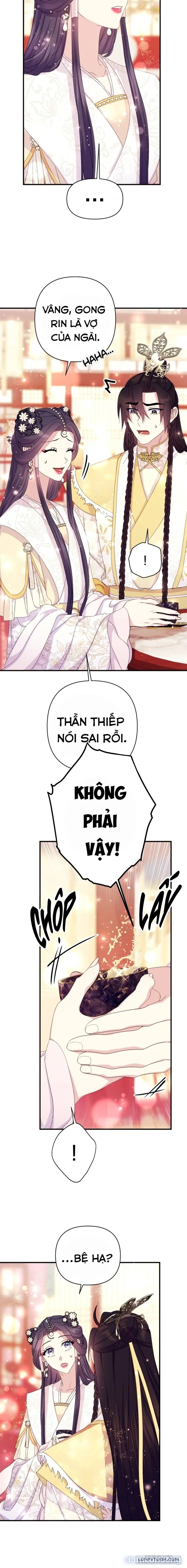 Sinh Viên Đại Học Hoàng Hậu 