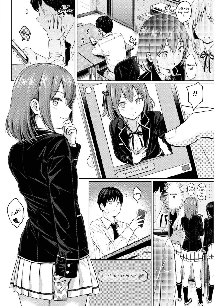 Koakuma Selfie 