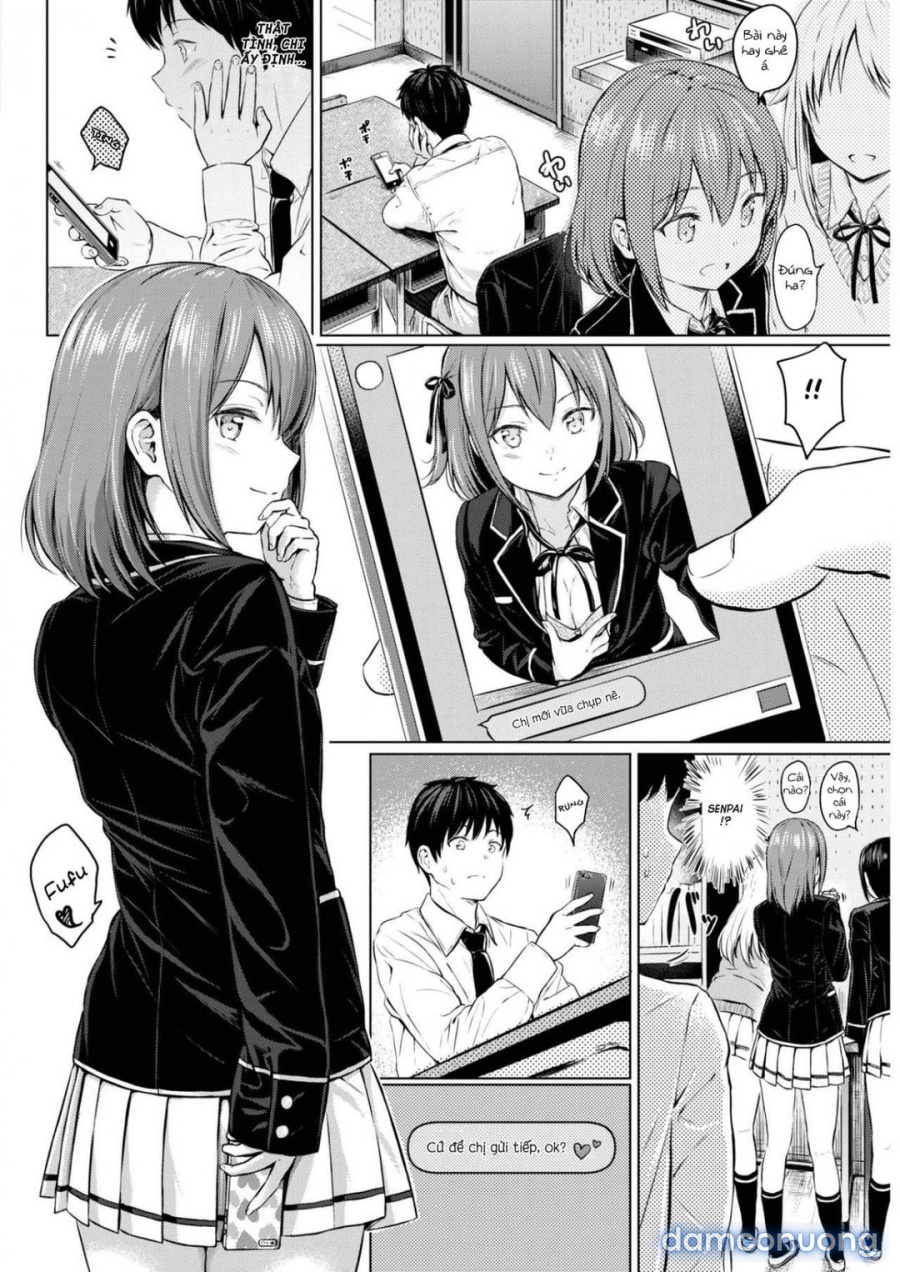 Koakuma Selfie 