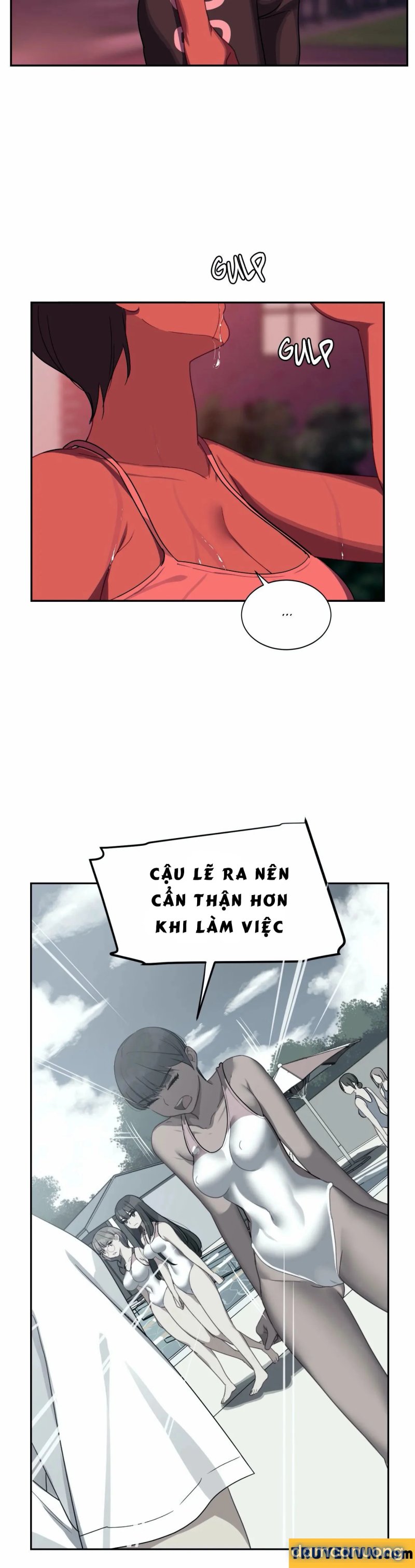 Chị Gái Sexy Ở Hồ Bơi 