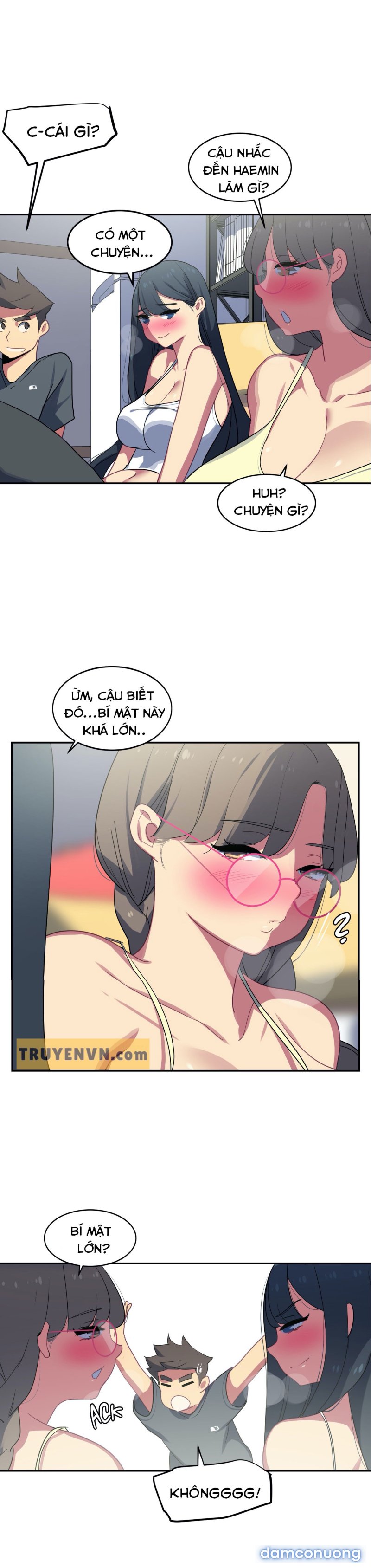 Chị Gái Sexy Ở Hồ Bơi 