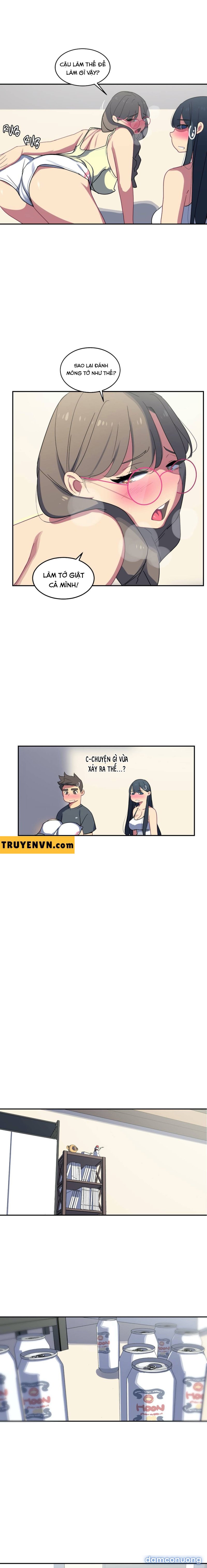 Chị Gái Sexy Ở Hồ Bơi 