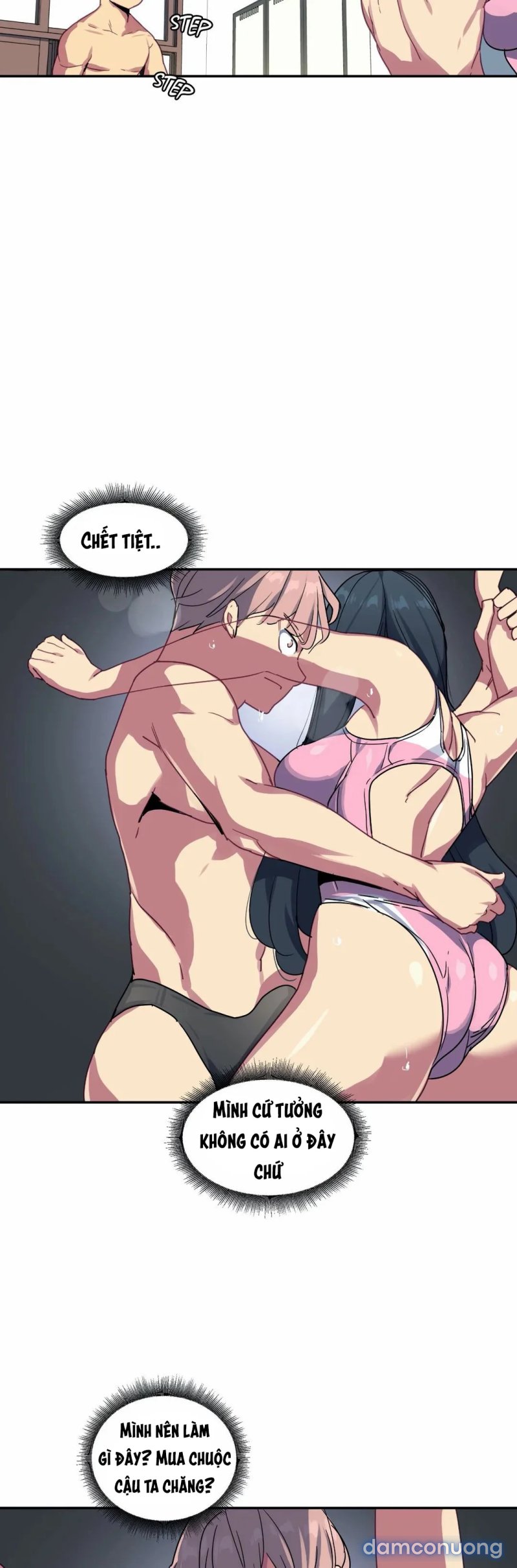 Chị Gái Sexy Ở Hồ Bơi 
