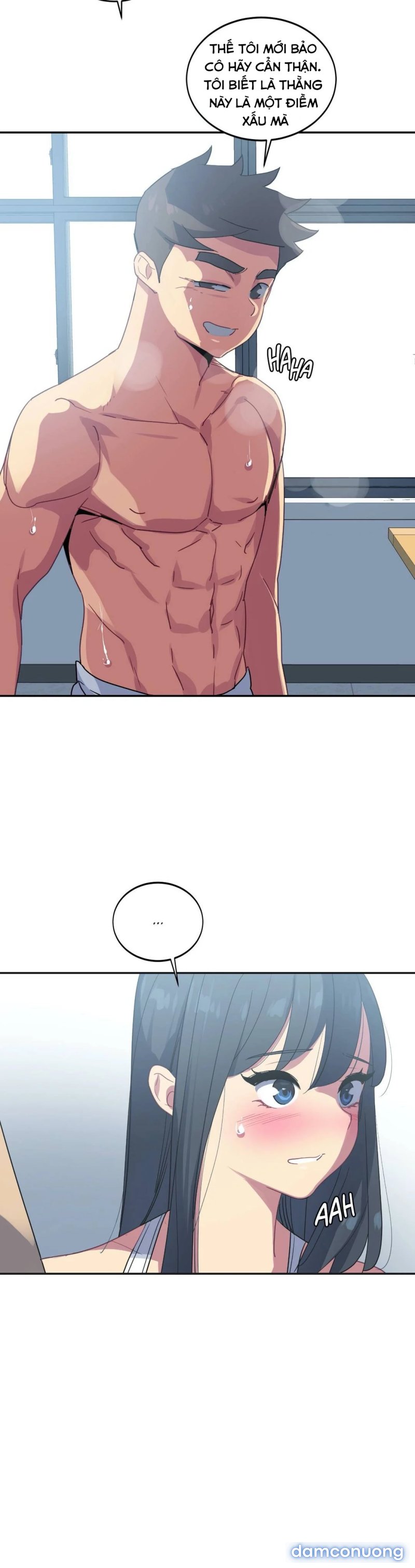 Chị Gái Sexy Ở Hồ Bơi 