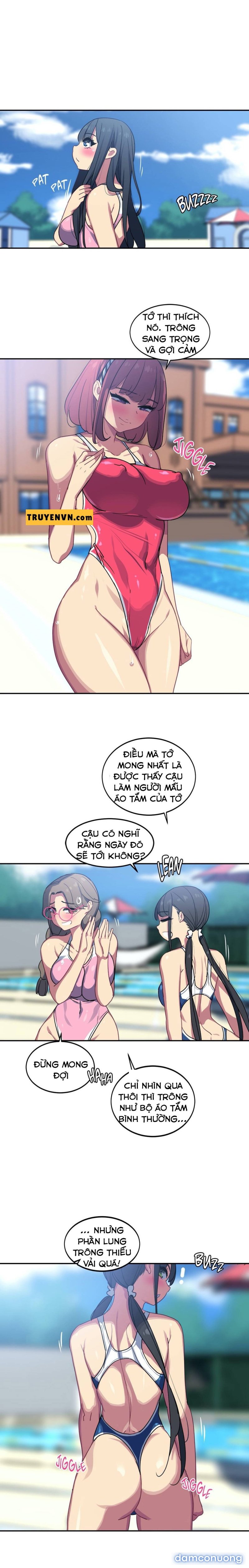 Chị Gái Sexy Ở Hồ Bơi 