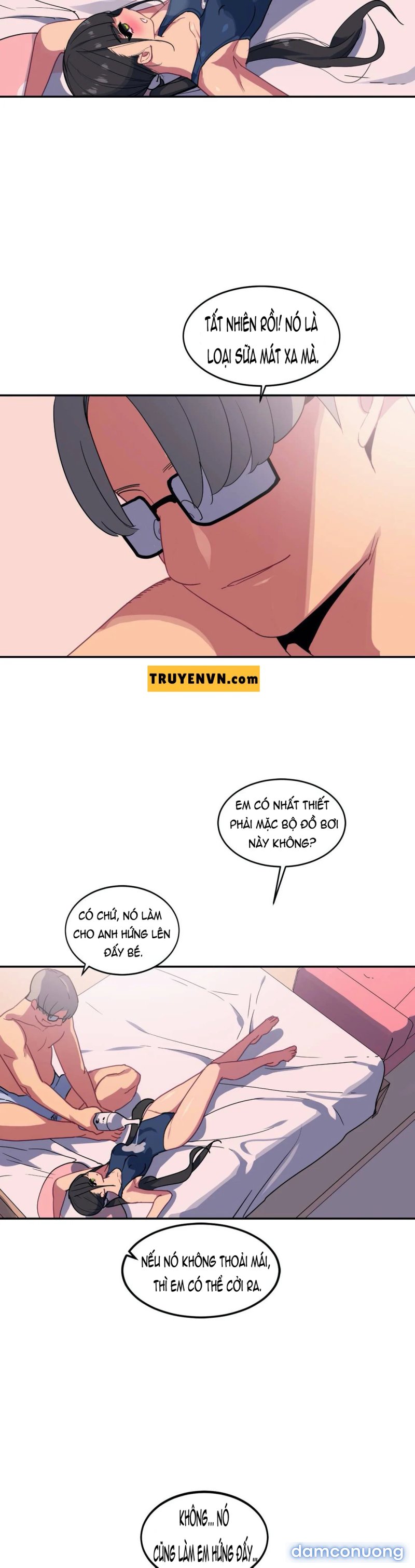 Chị Gái Sexy Ở Hồ Bơi 