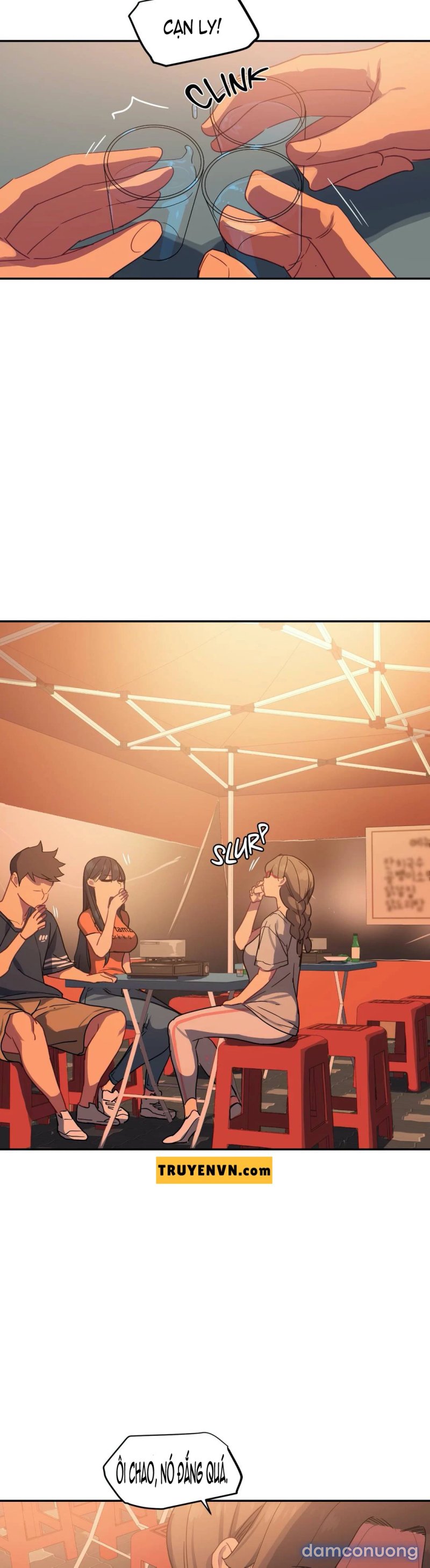 Chị Gái Sexy Ở Hồ Bơi 