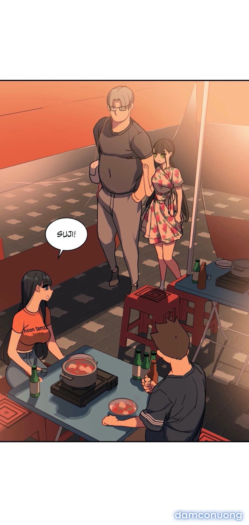 Chị Gái Sexy Ở Hồ Bơi 