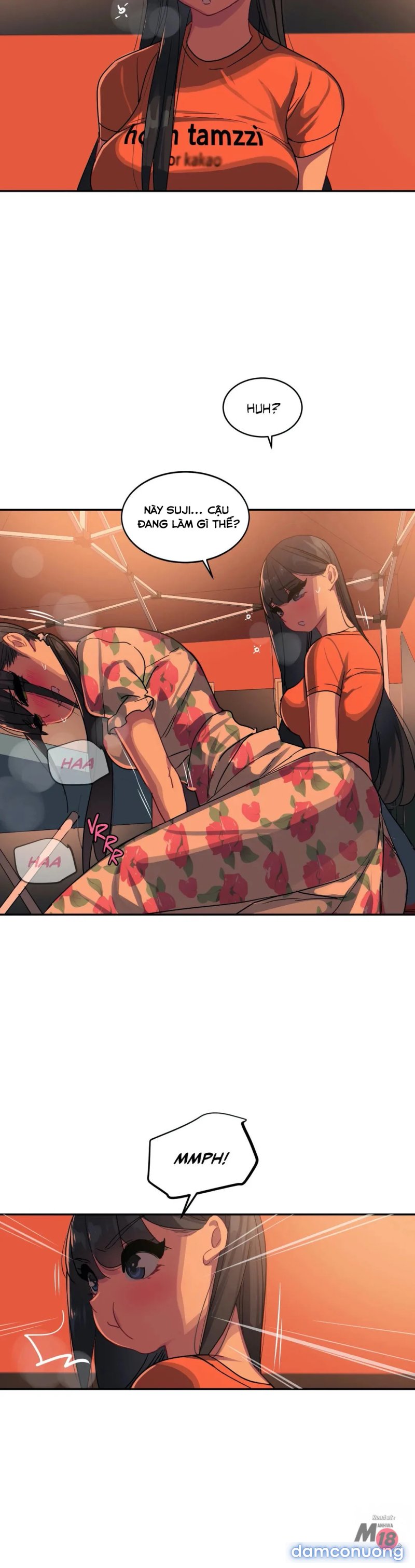 Chị Gái Sexy Ở Hồ Bơi 
