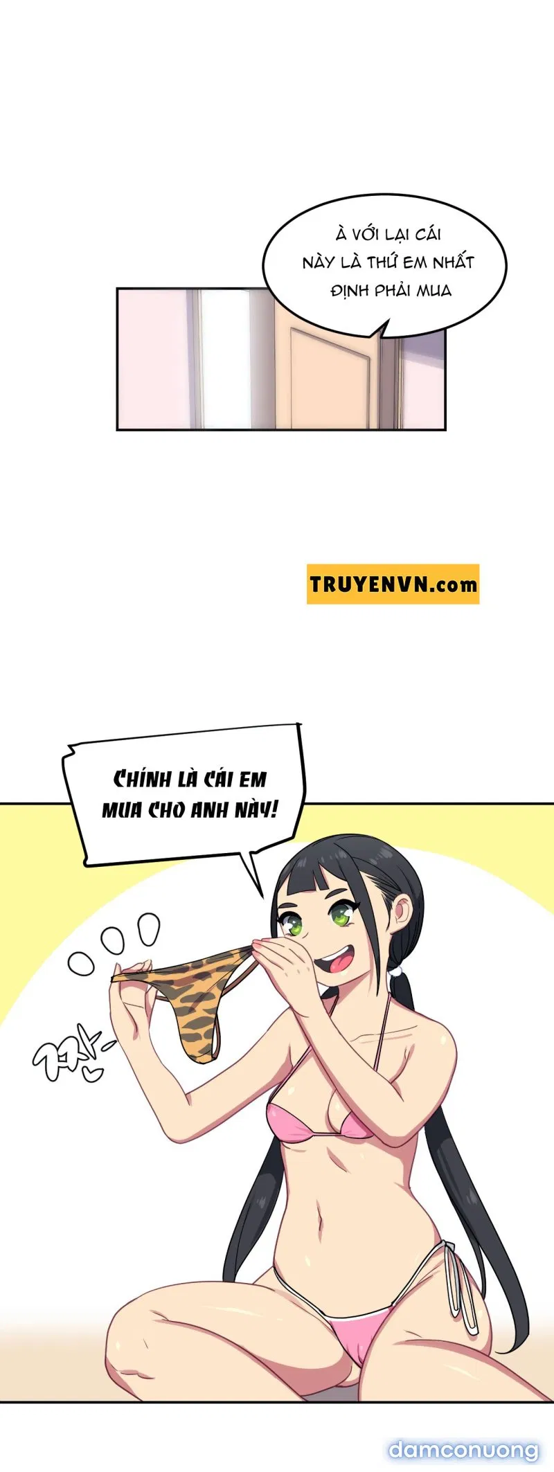 Chị Gái Sexy Ở Hồ Bơi 
