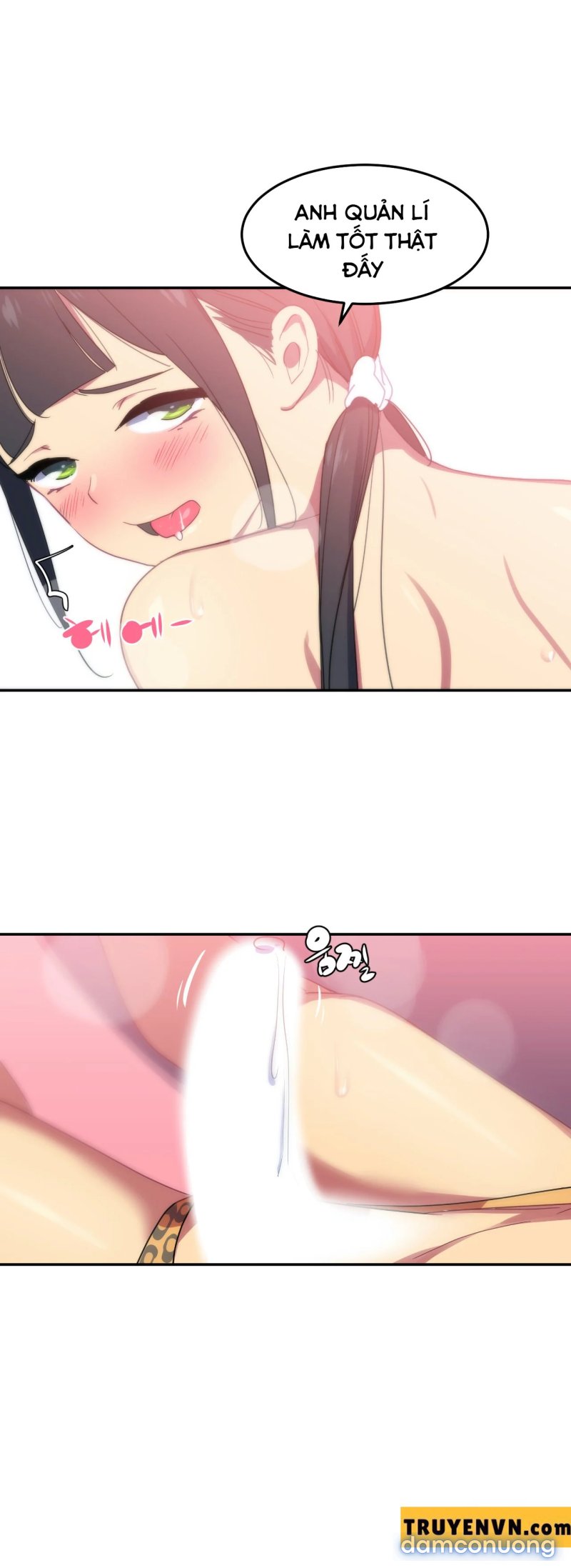 Chị Gái Sexy Ở Hồ Bơi 