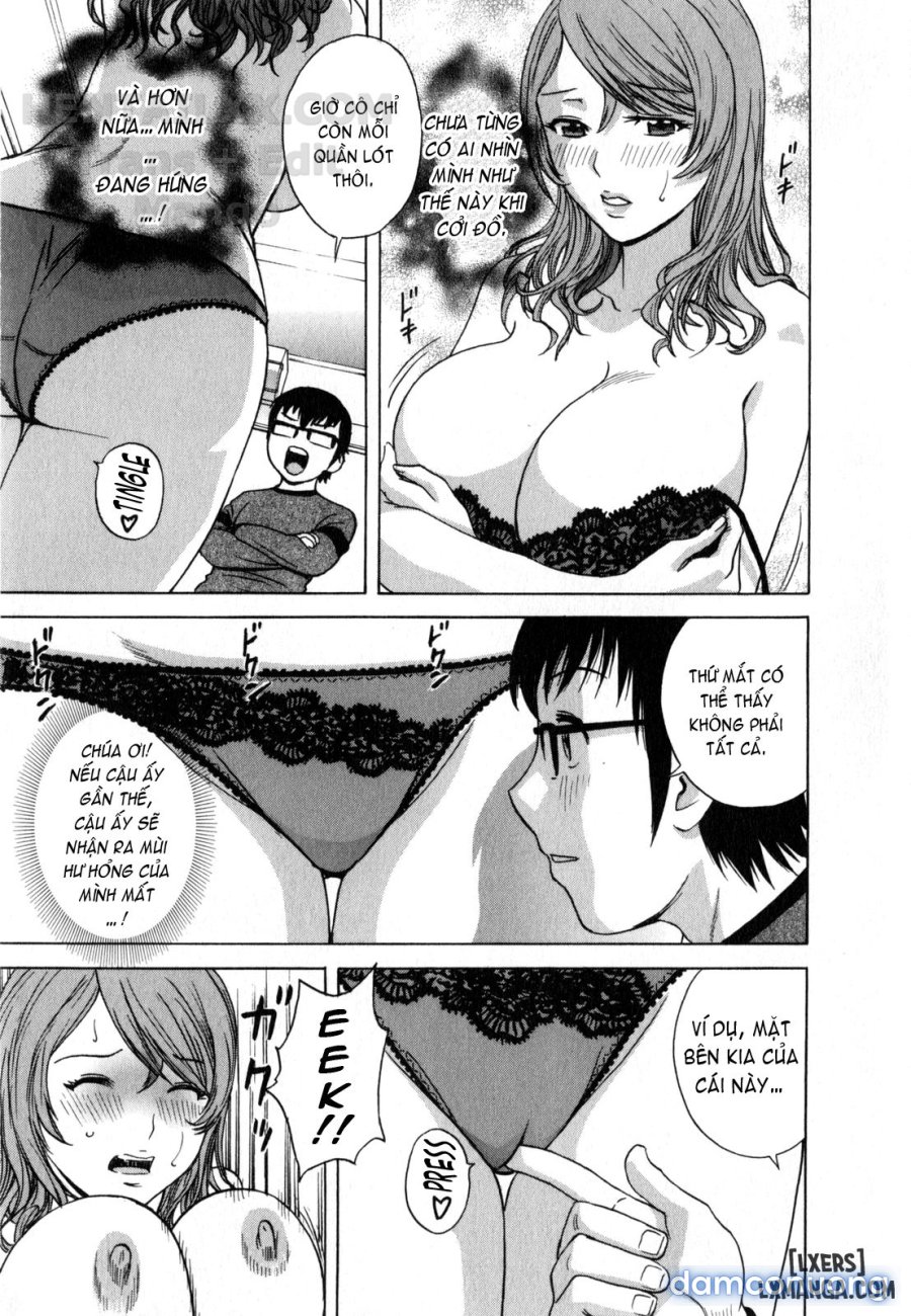 Life with Married Women Just Like a Manga 
