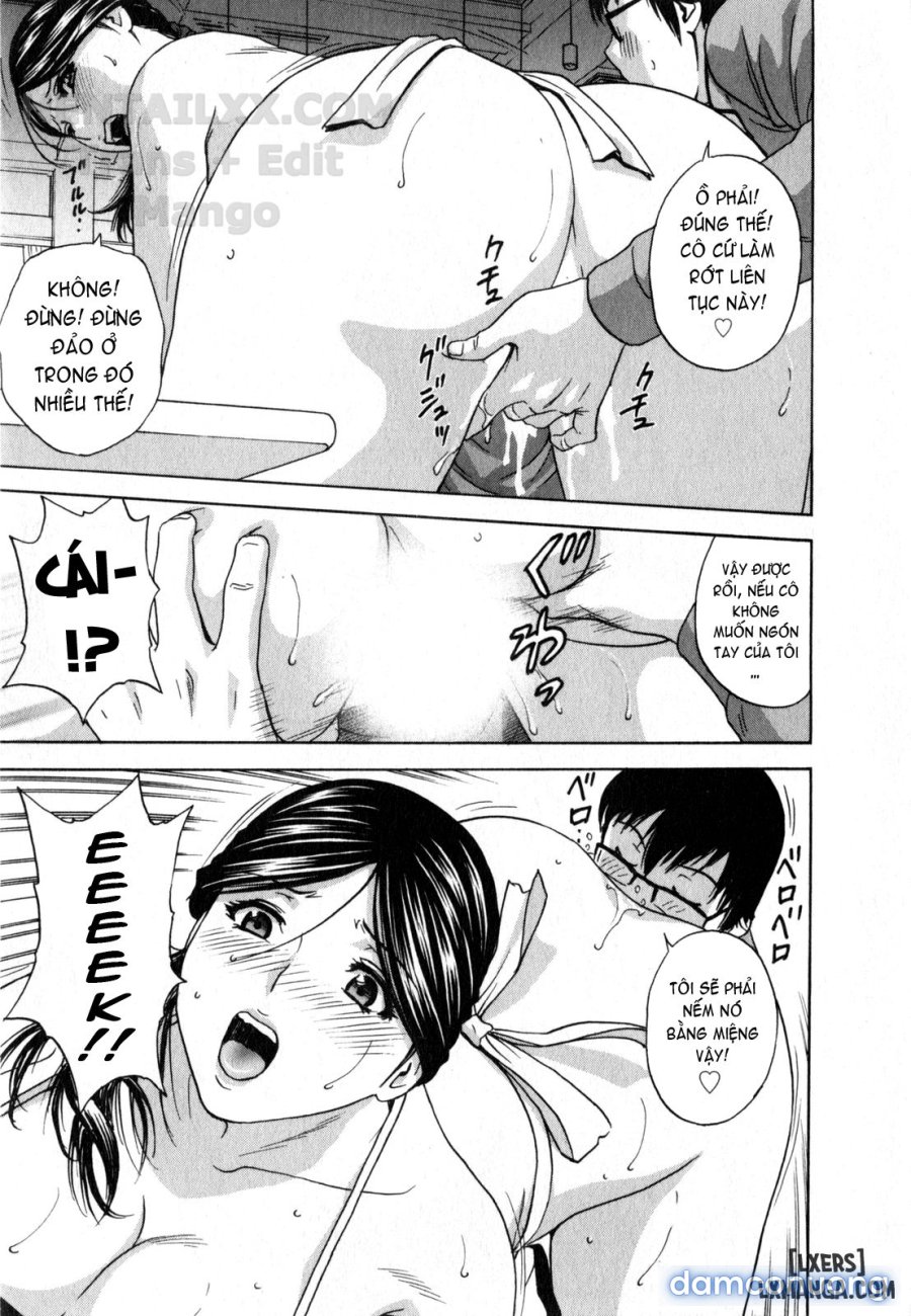 Life with Married Women Just Like a Manga 