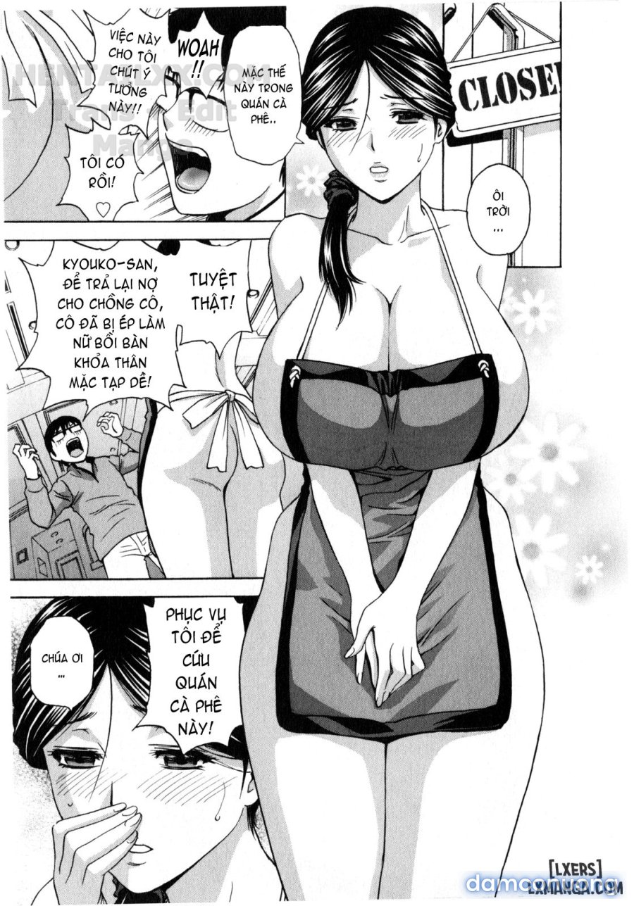 Life with Married Women Just Like a Manga 
