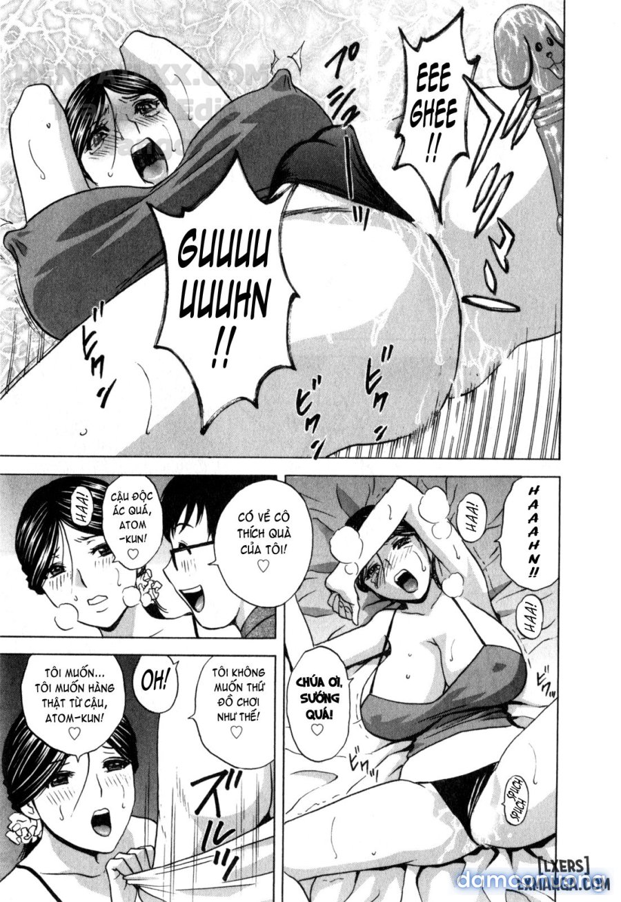 Life with Married Women Just Like a Manga 