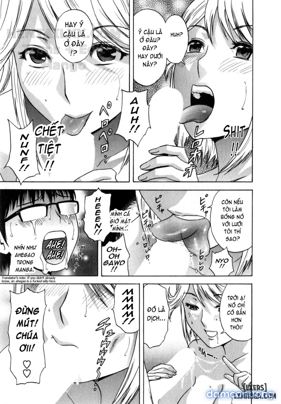 Life with Married Women Just Like a Manga 