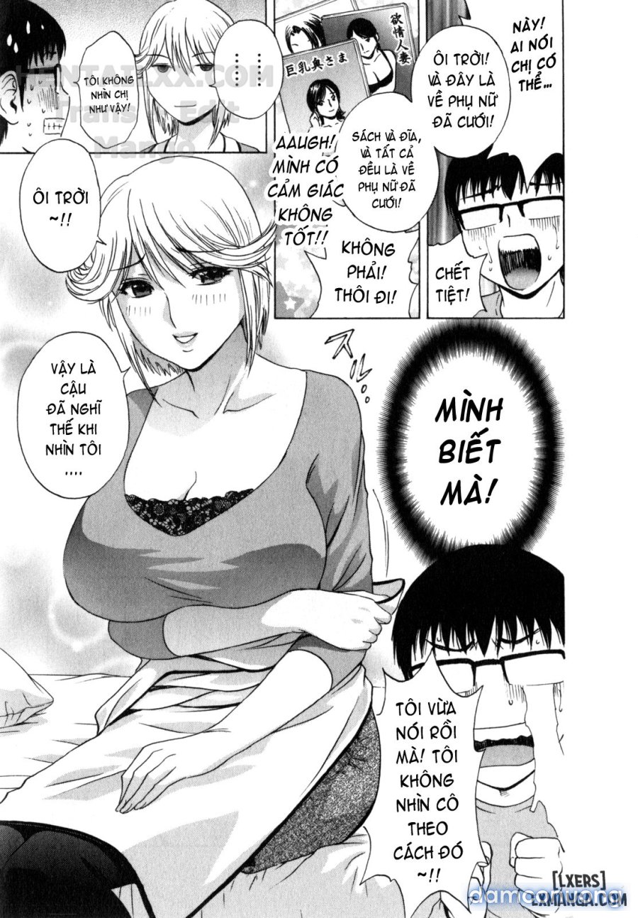 Life with Married Women Just Like a Manga 