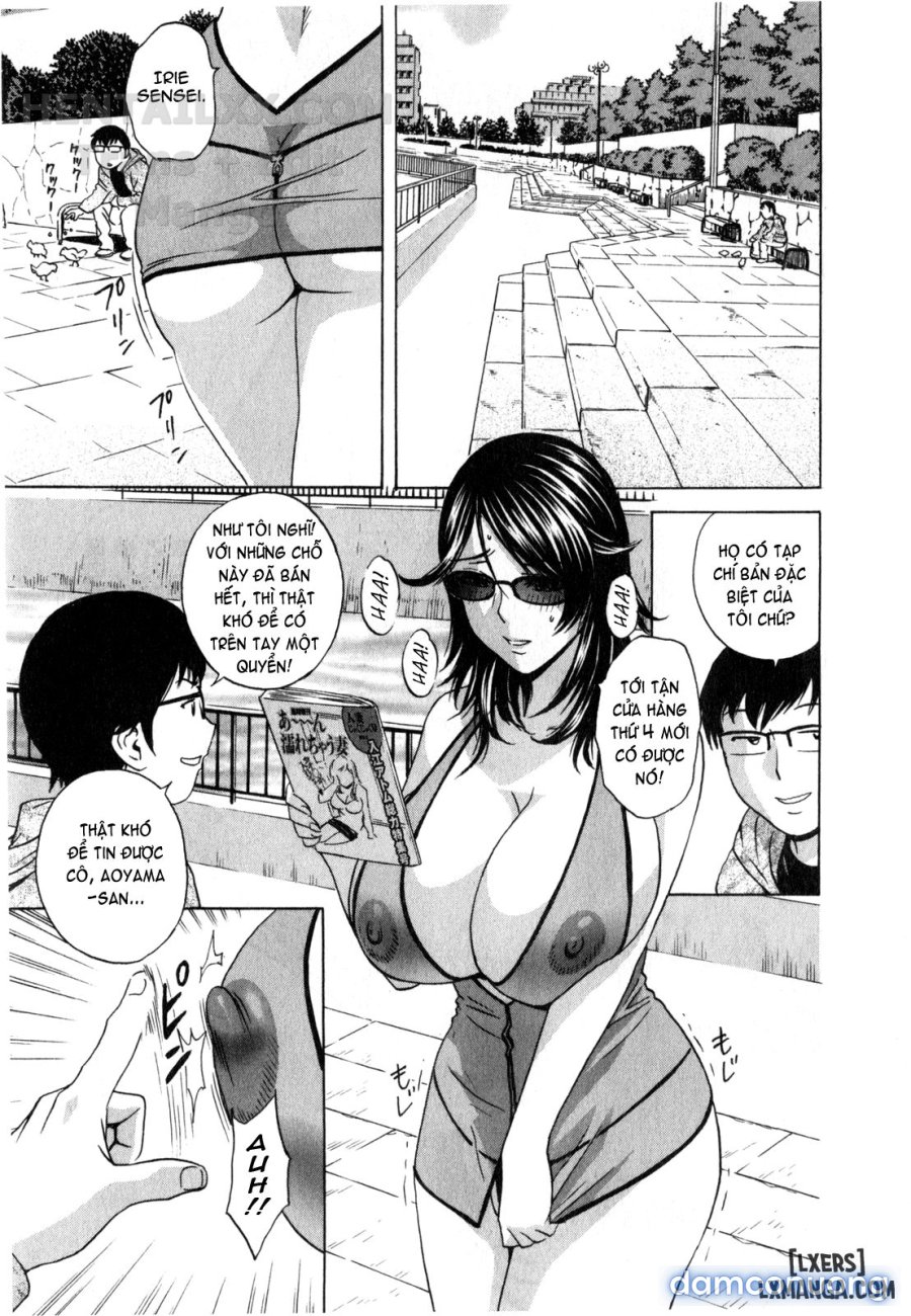 Life with Married Women Just Like a Manga 