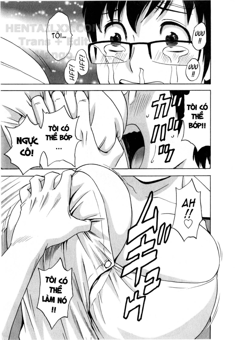Life with Married Women Just Like a Manga 