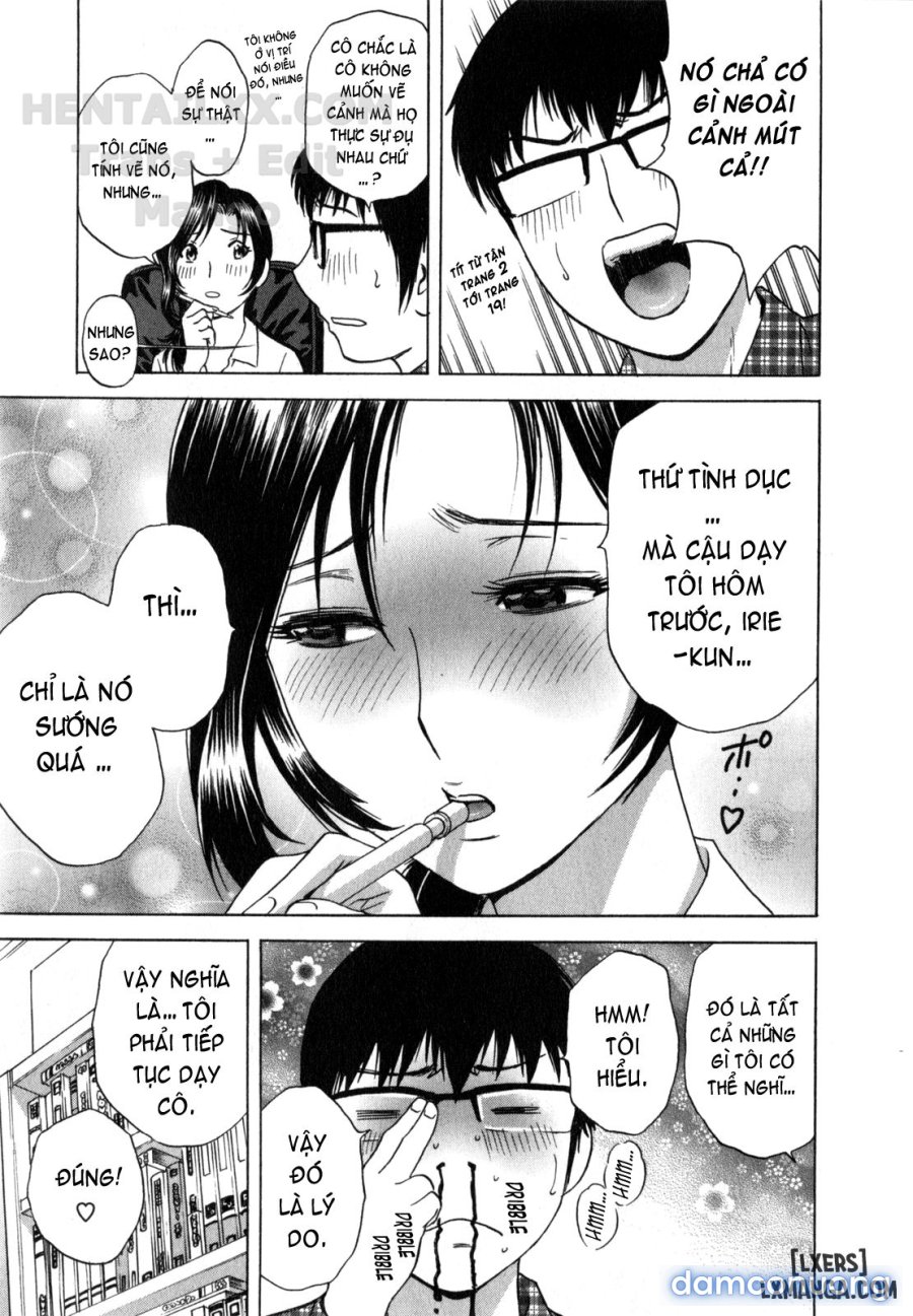 Life with Married Women Just Like a Manga 
