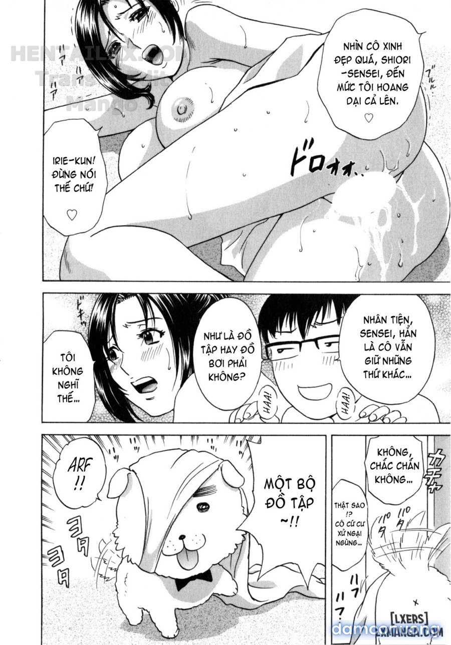 Life with Married Women Just Like a Manga 