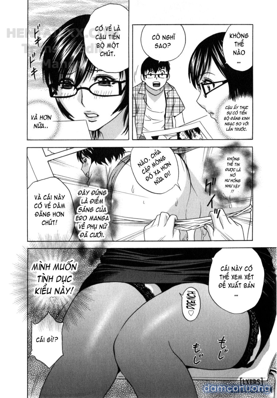 Life with Married Women Just Like a Manga 