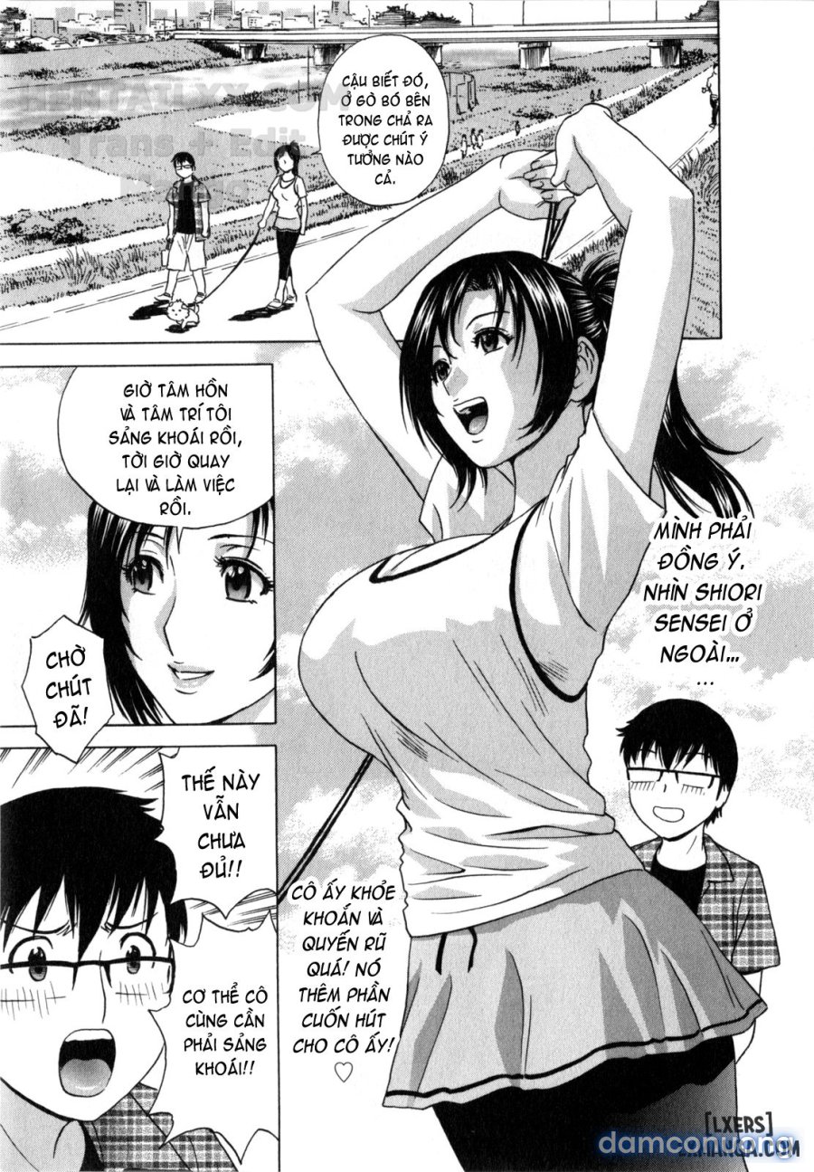 Life with Married Women Just Like a Manga 