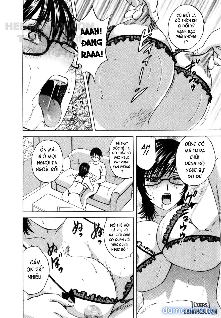Life with Married Women Just Like a Manga 