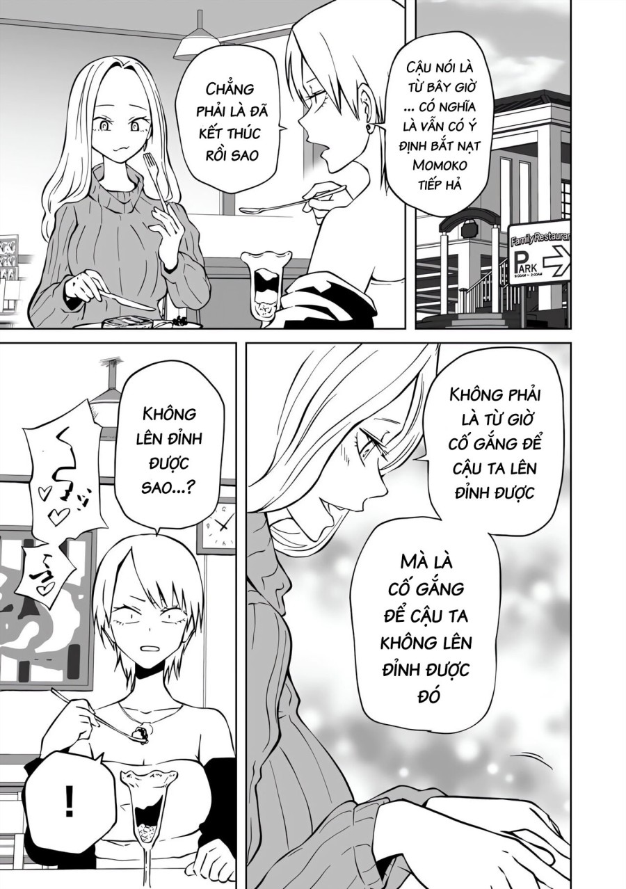 Bữa tiệc của các cô gái tại khách sạn 
