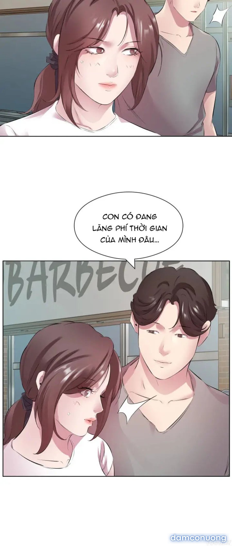 Quý Cô Tầng Dưới 