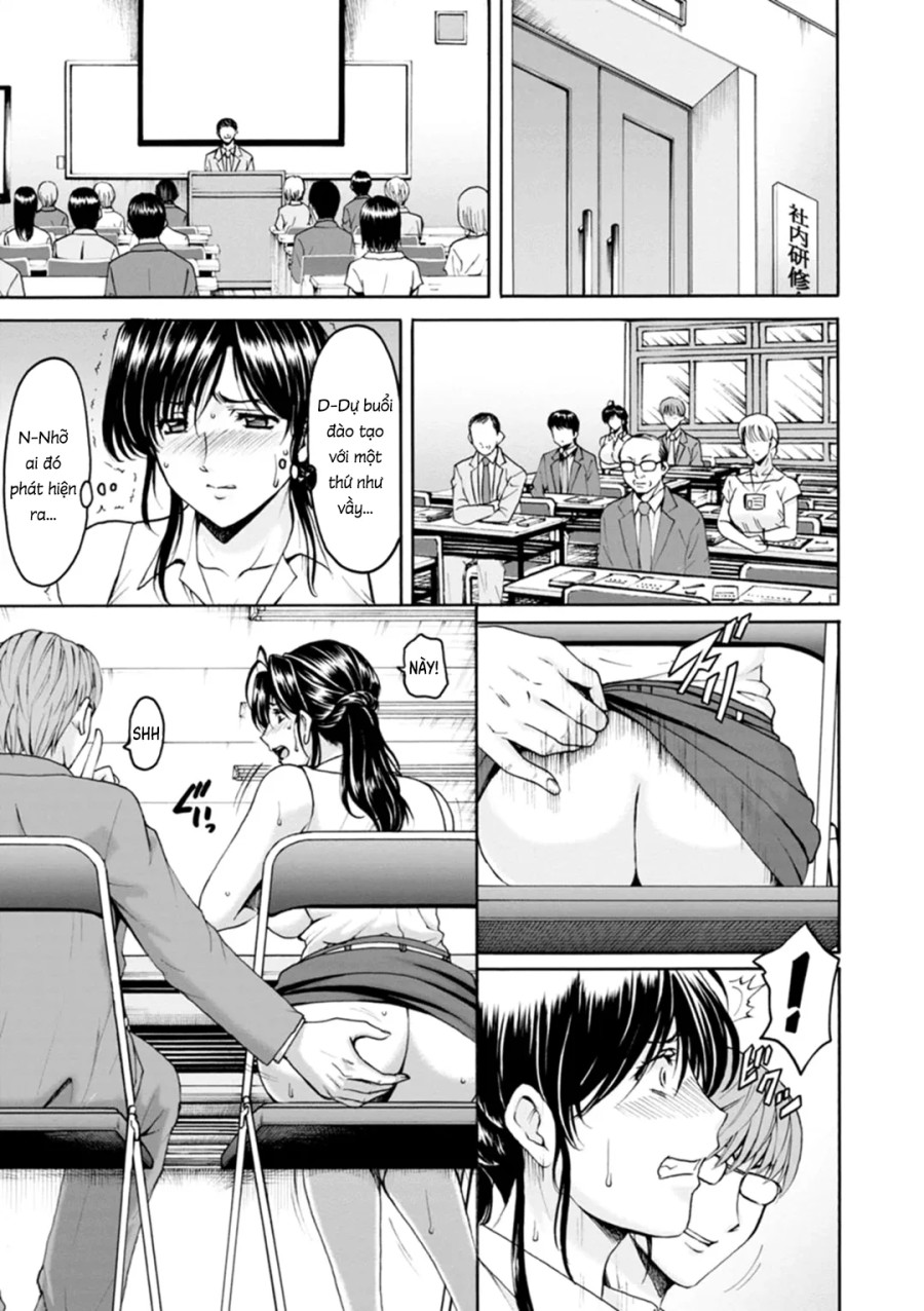 Hitozuma no Kao - Anal o Karareta Onna-tachi 