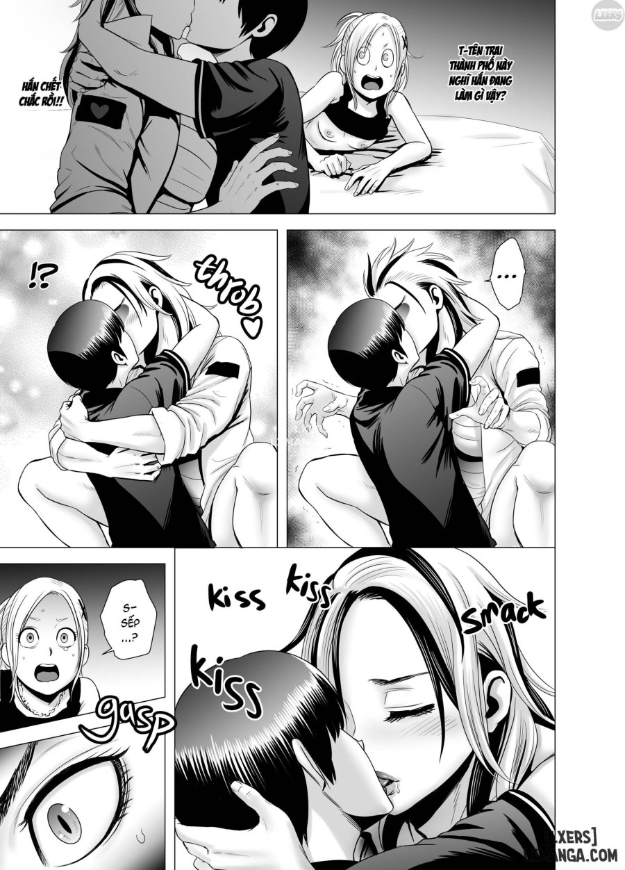 Weekend Sex Makes a Hard Worker 