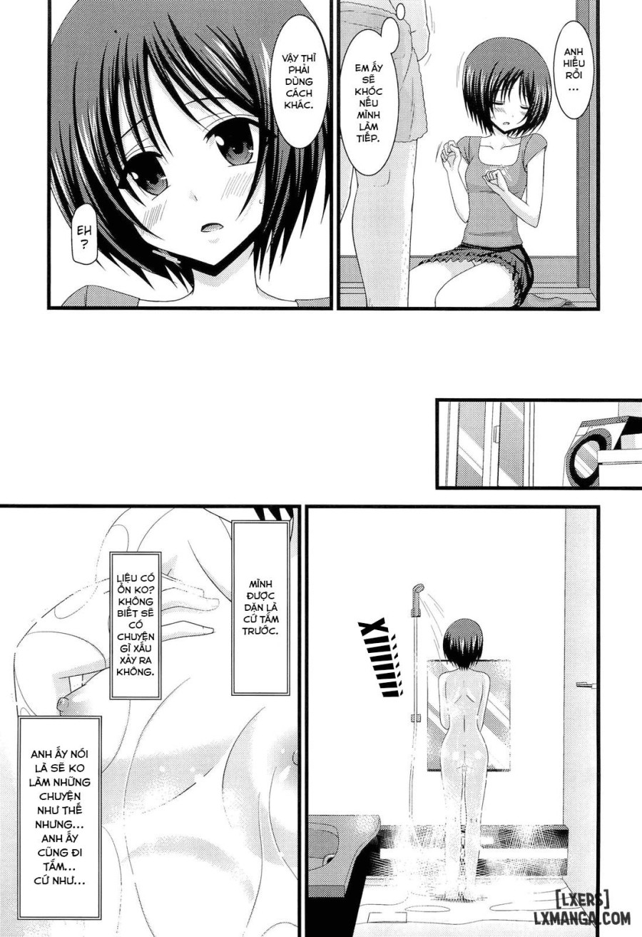 Exhibitionist Girl's Play 