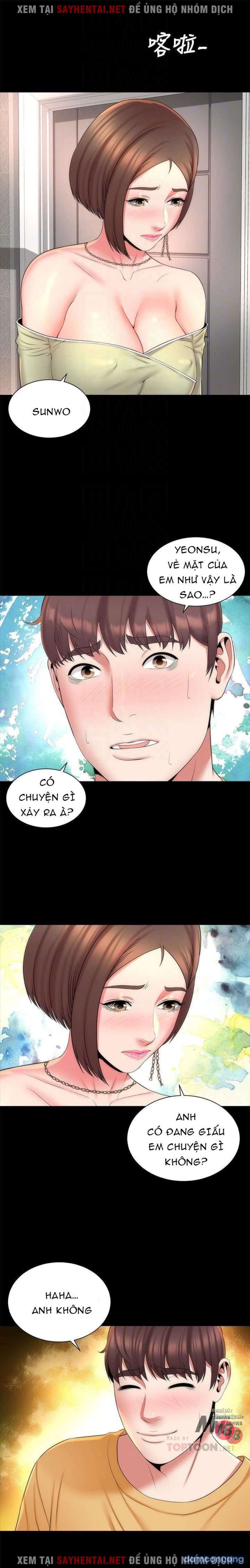 Mẹ Và Con Gái Nhà Bên 