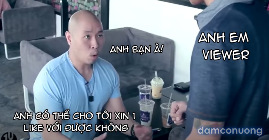 Tên cha dượng có mưu đồ với cô con gái. 